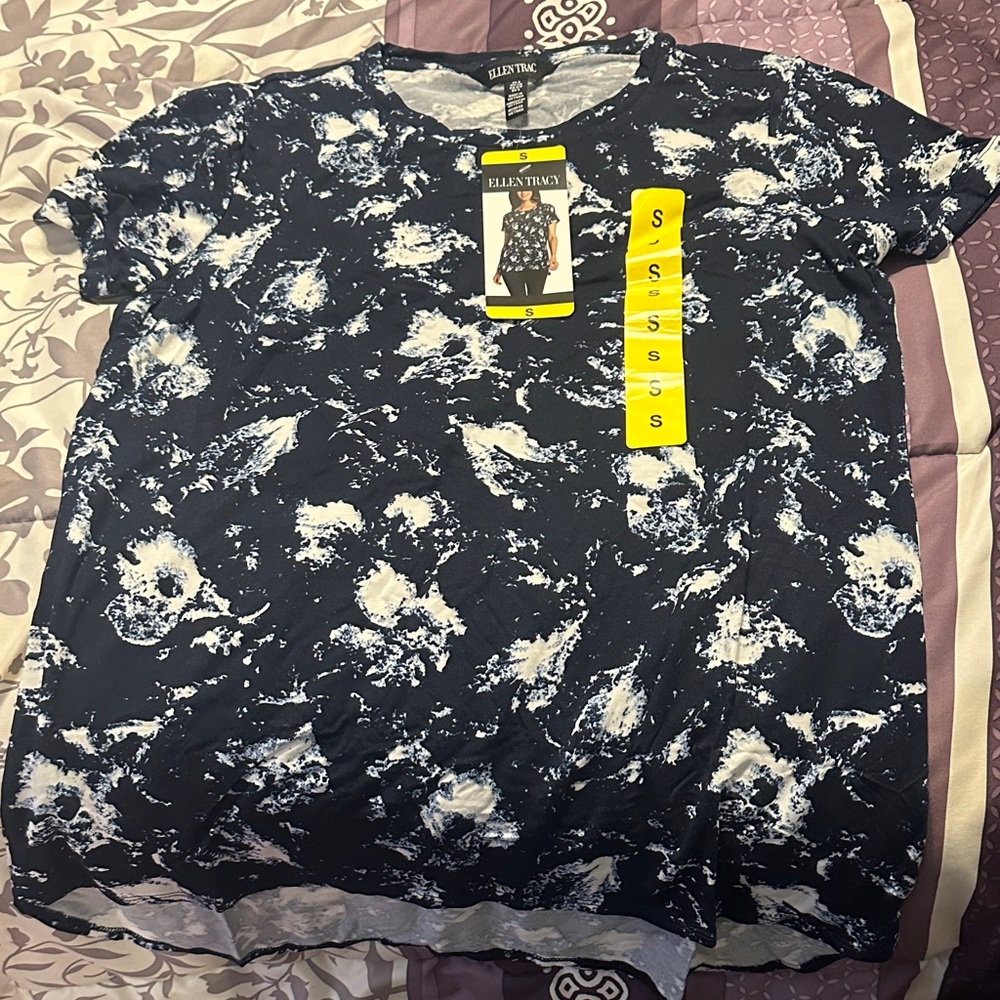 Ellen Tracy Blue and White Patterned Tunic